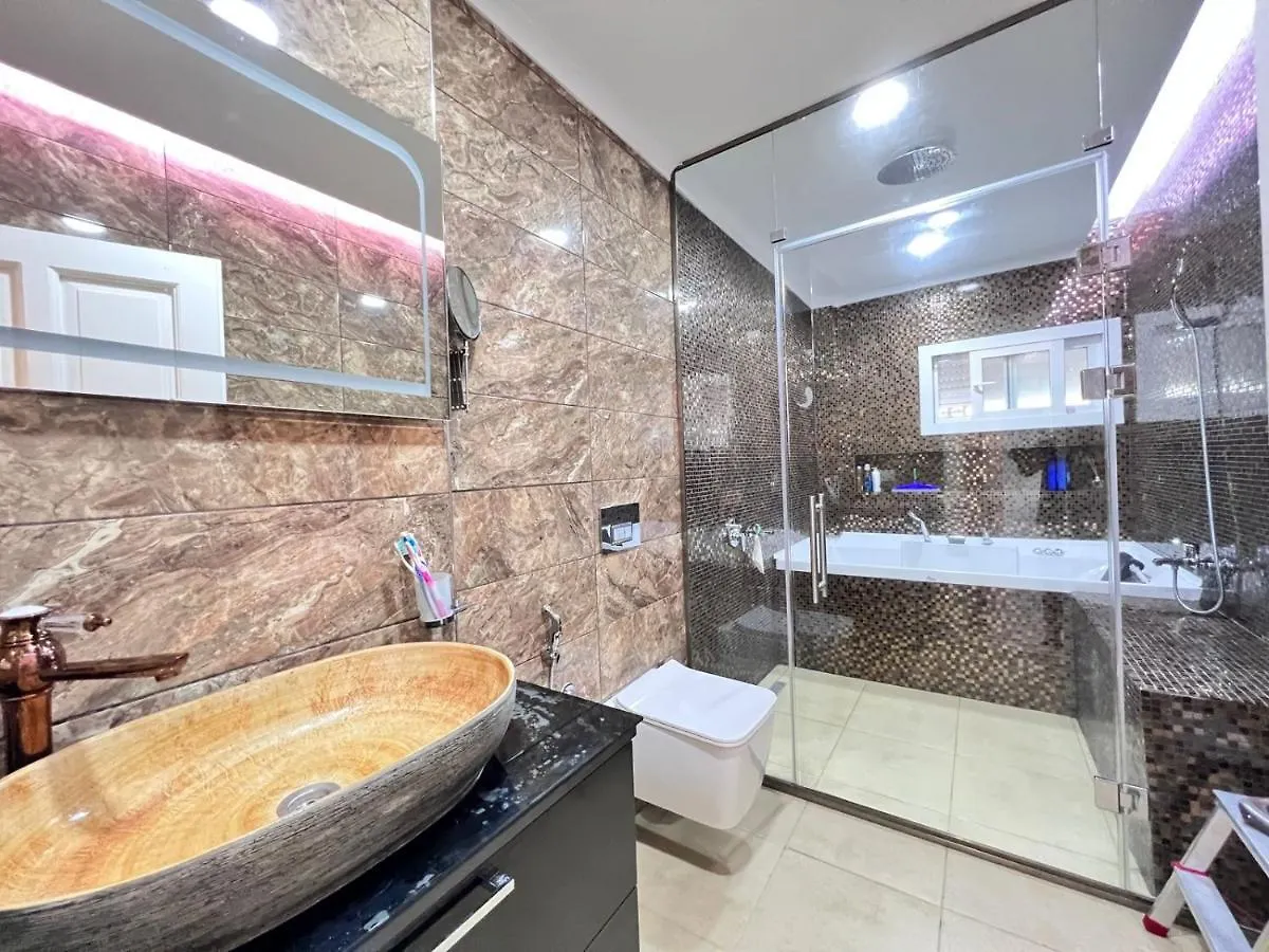 Luxury 7-Bed Villa With Pool And Jacuzzi Fethiye Oludeniz Turkey