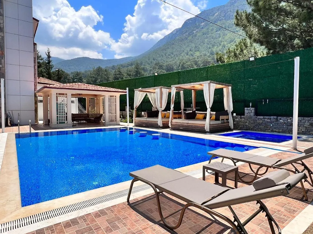 Luxury 7-Bed Villa With Pool And Jacuzzi Fethiye Oludeniz